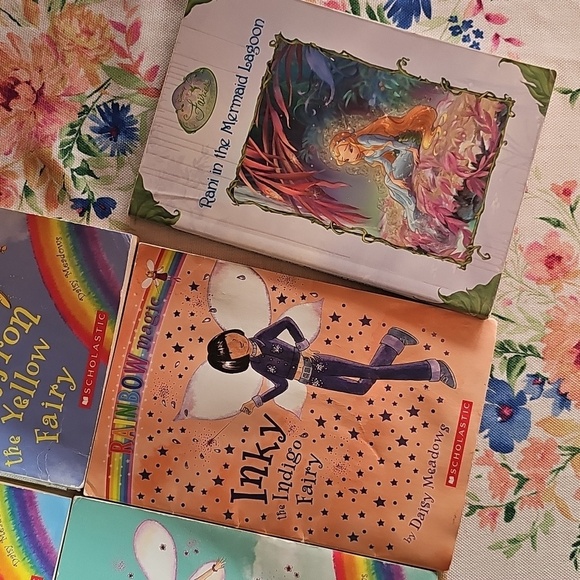 Rainbow Magic Fairy Chapter Book Lot Of 8 - Picture 5 of 11